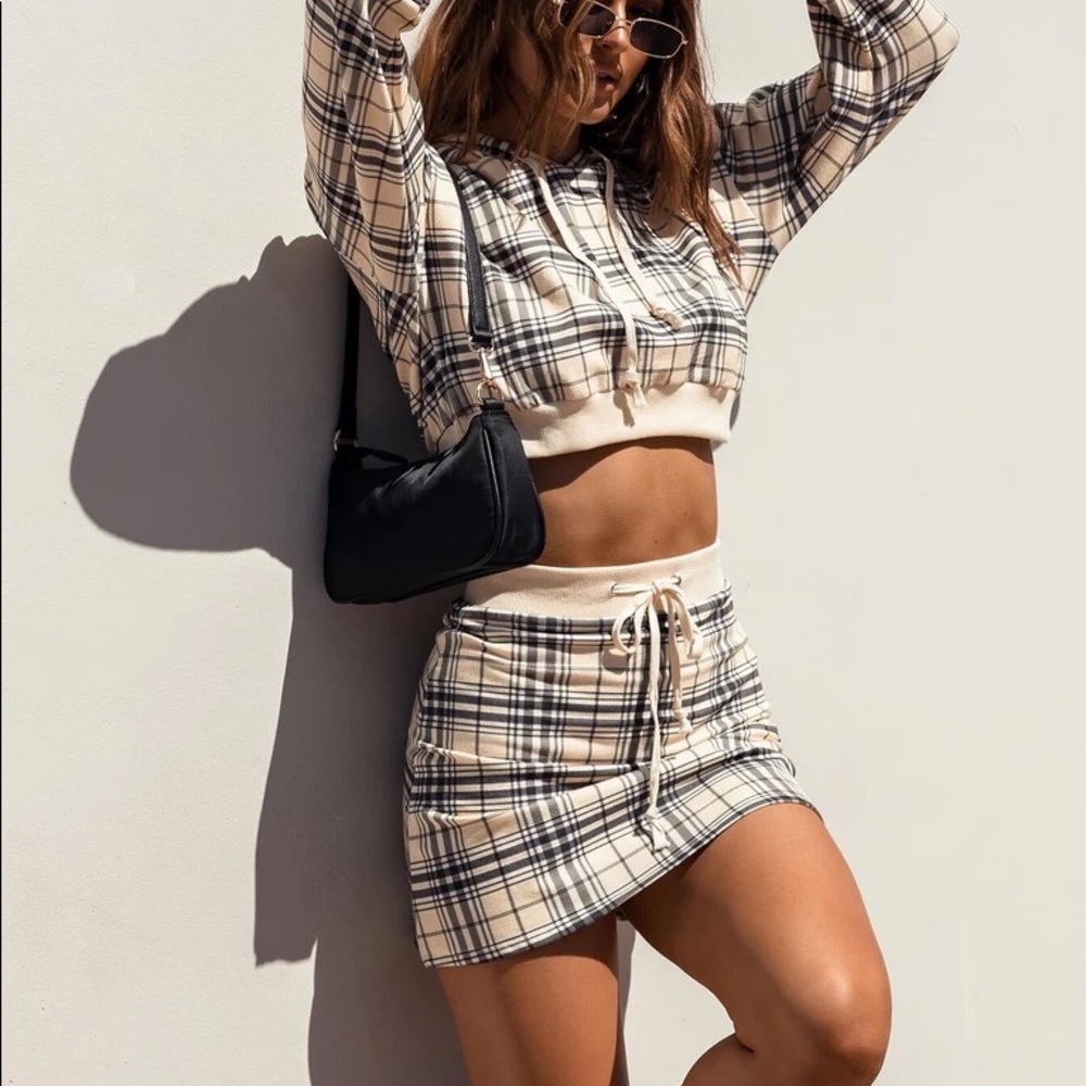 Princess Polly Cropped Sweatshirt